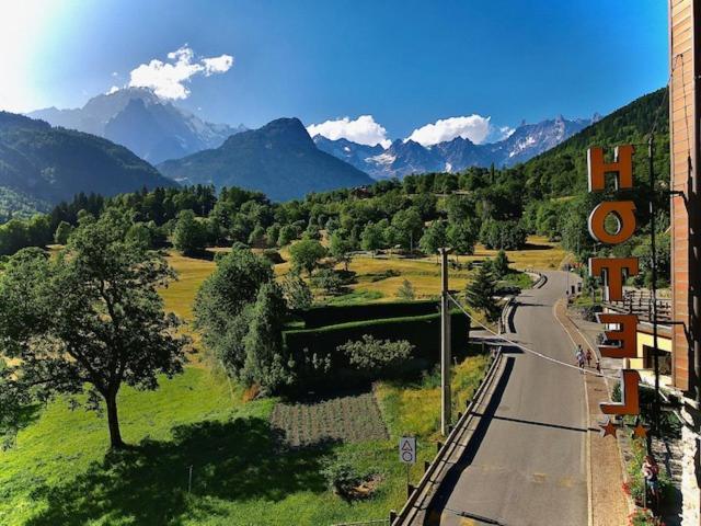 Albergo Le Marmotte Pré-Saint-Didier Exteriör bild
