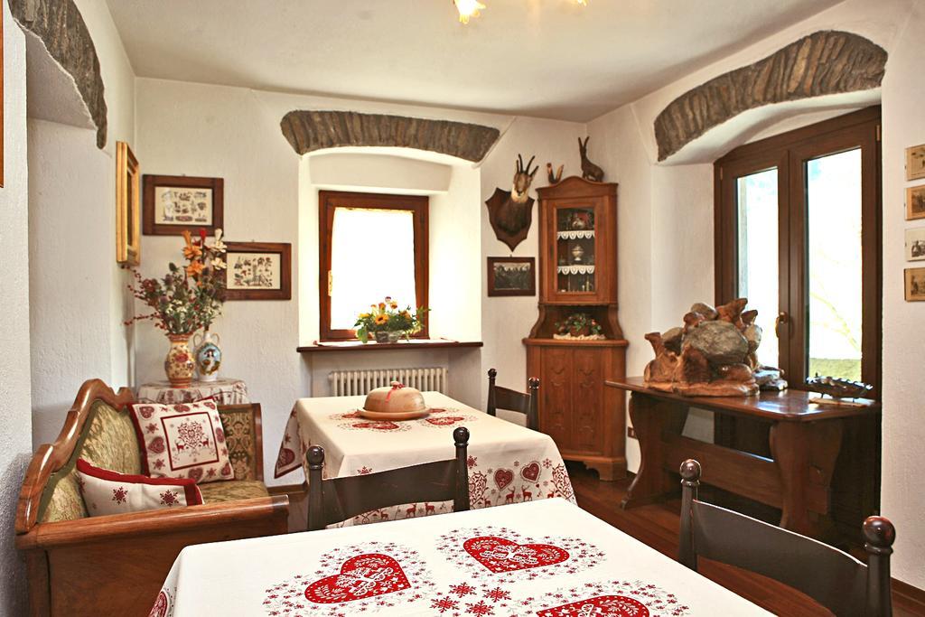 Albergo Le Marmotte Pré-Saint-Didier Exteriör bild